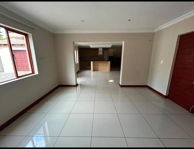 5 BEDROOM PROPERTY TO RENT IN THE REEDS